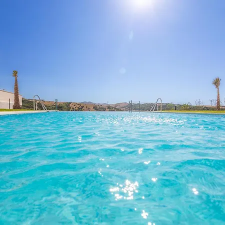 Large Garden With Countryside Views, Pool & Wifi Tarifa