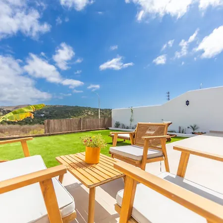 Large Garden With Countryside Views, Pool & Wifi * Tarifa
